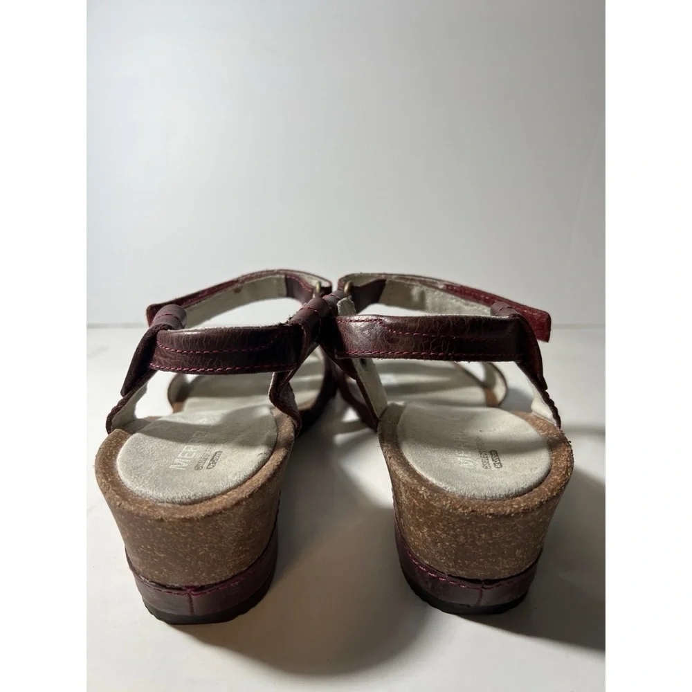 Merrell Burgundy Sandals - Picture 3 of 6